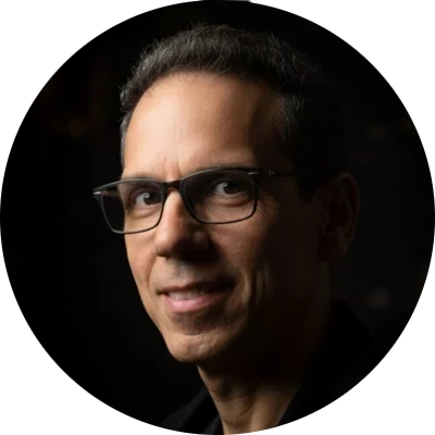 Retrato do psicólogo Vinicius Michalski